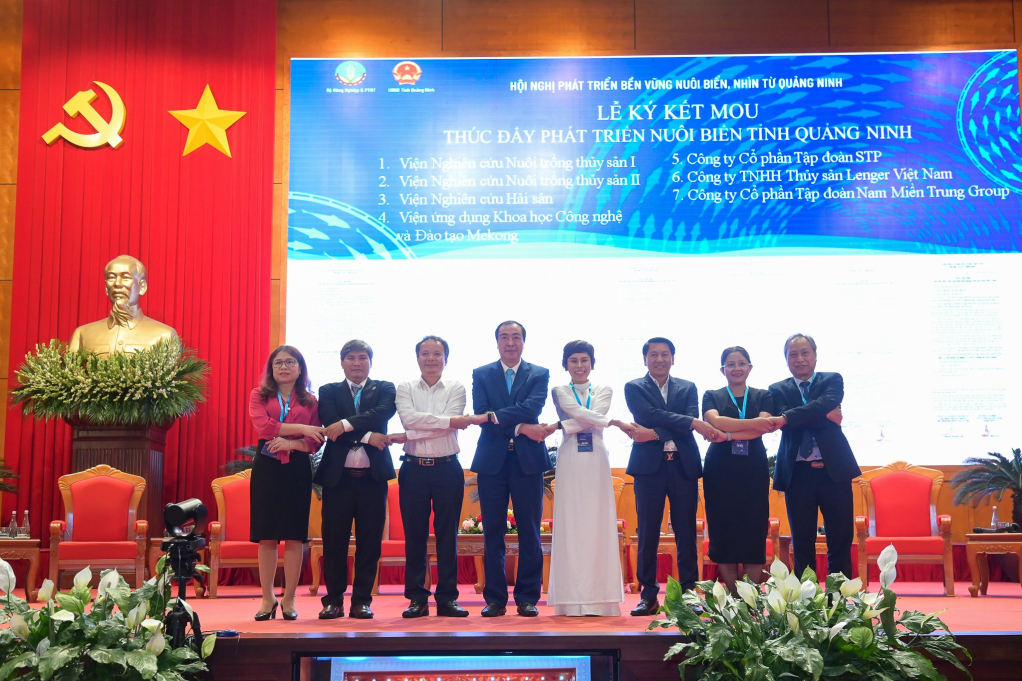Lễ ký kết bản ghi nhớ thúc đẩy phát triển nuôi biển của tỉnh Quảng Ninh giai đoạn 2024-2025 giữa tỉnh Quảng Ninh và 7 đơn vị