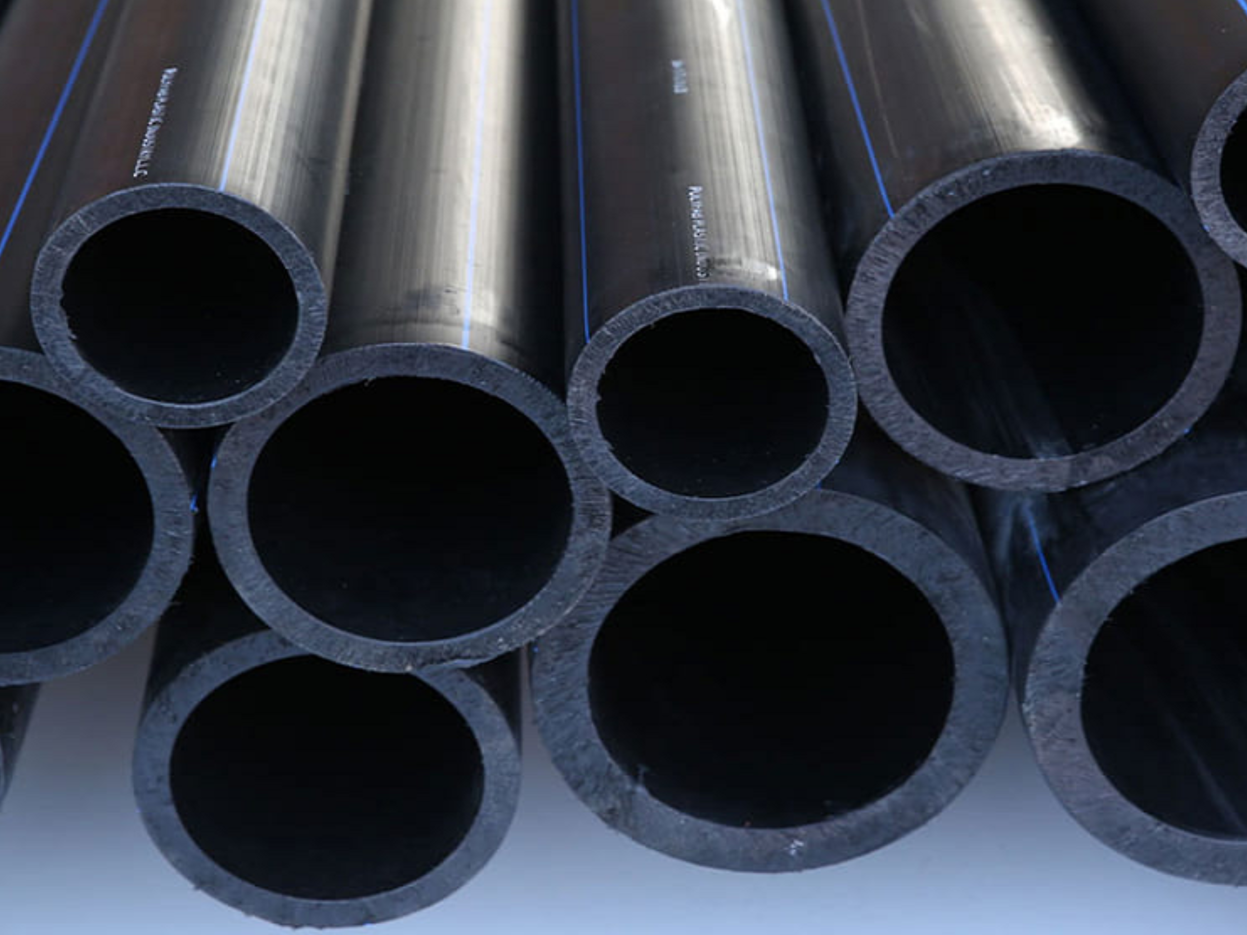 Ống nhựa HDPE D180 STP: Bảng giá PE100, PE80 chi tiết